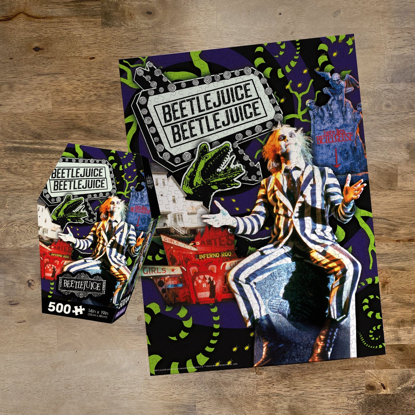 AQUARIUS Beetlejuice Coffin Box 500 Piece Jigsaw Puzzle